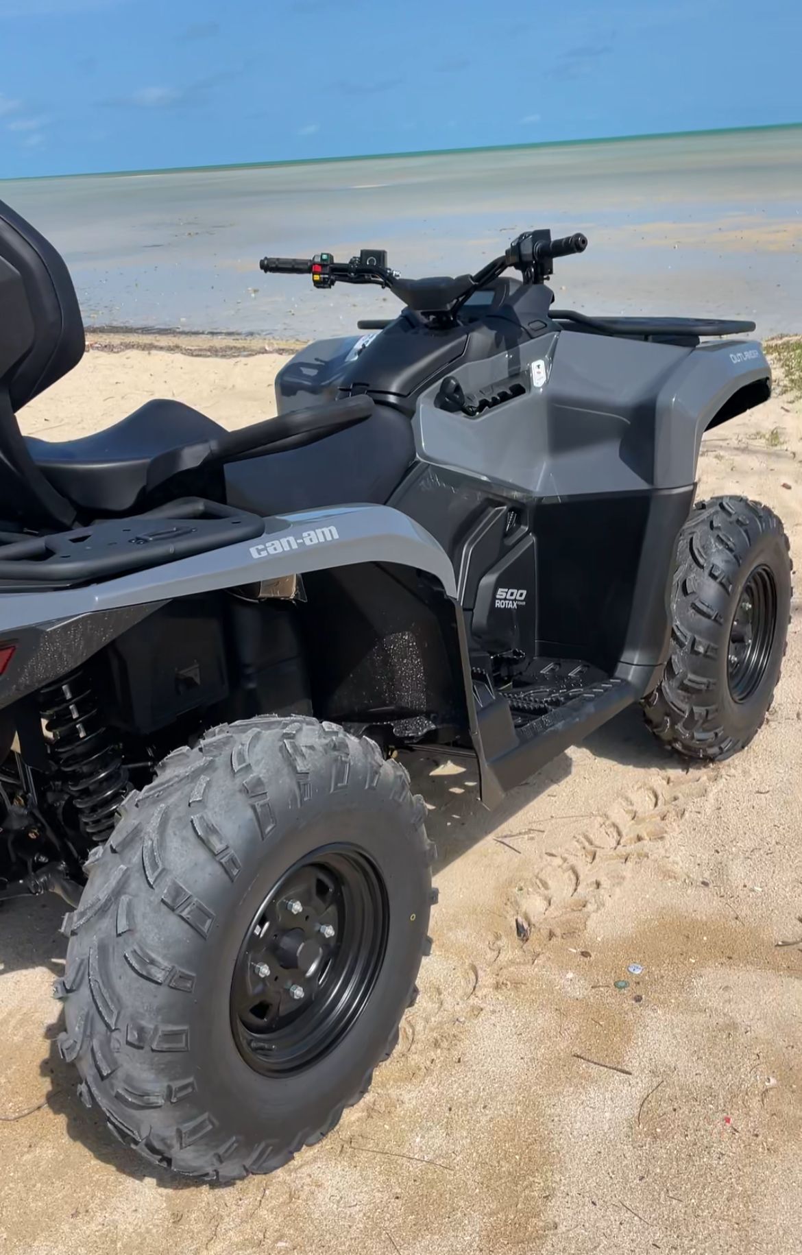 D'Luxe Rentals Can-Am ATV on Nassau Beach
